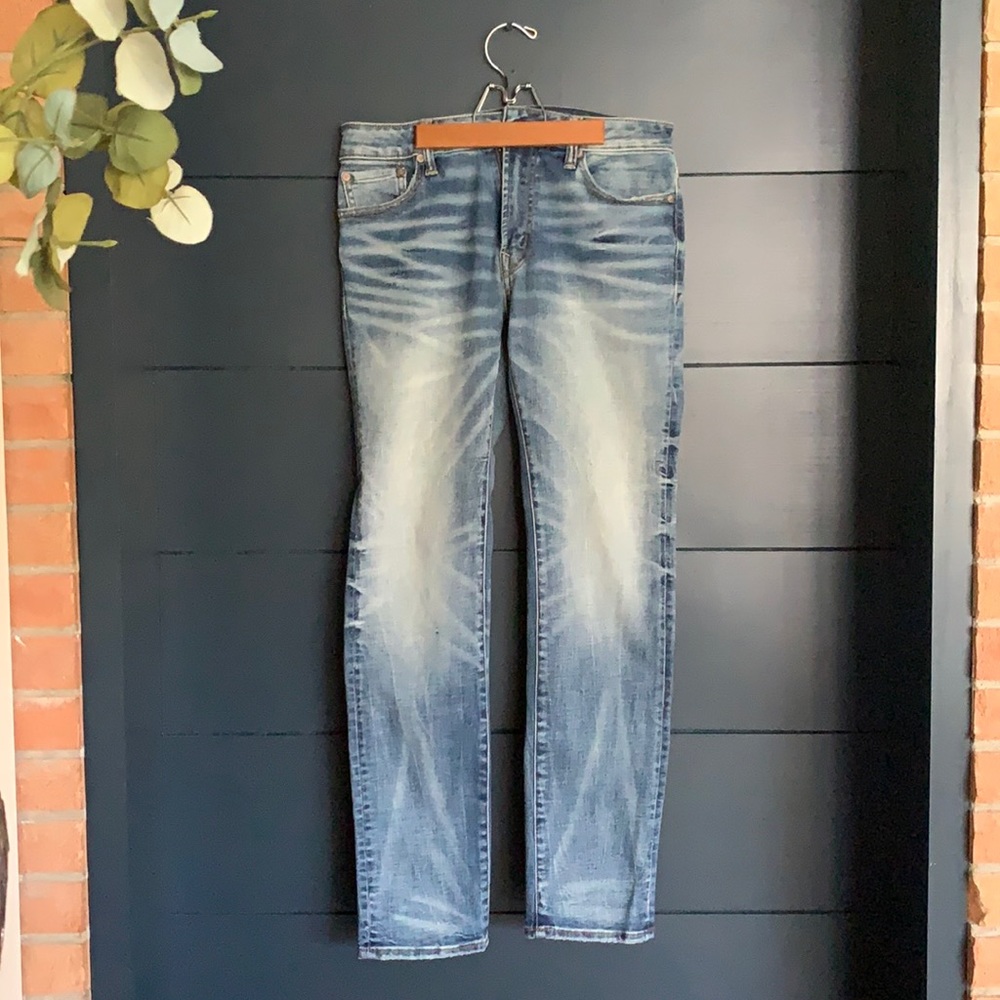 Men’s American Eagle Slim Straight Jeans 30 x 32